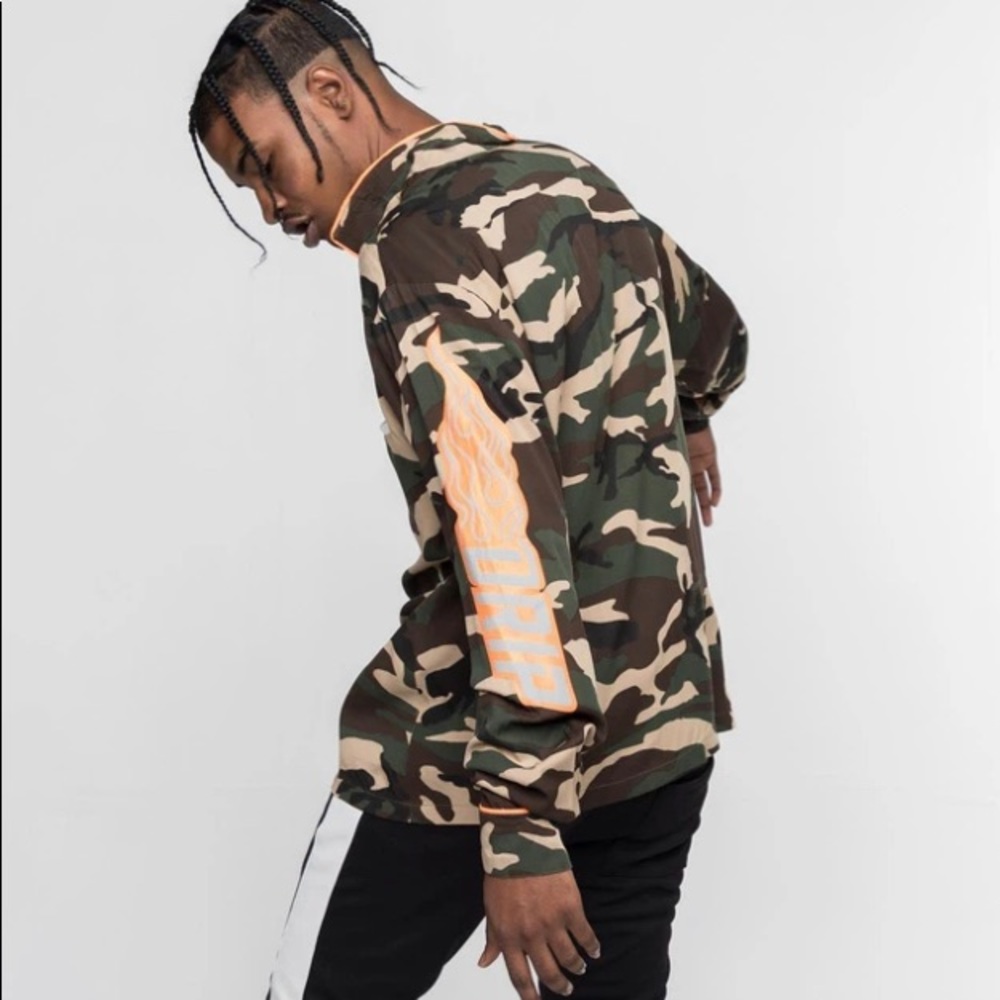 Camo Long sleeve